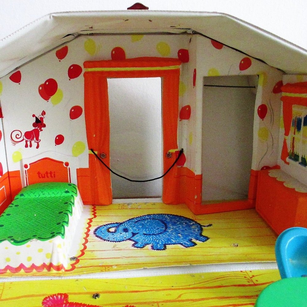 Groovy Vintage Mattel Tutti's Playhouse (c)1965 Dopamine - Picture 4 of 14